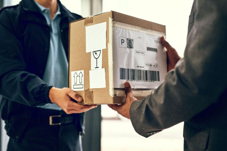 Cut Shipping Costs with Outsourced Fulfillment Services: A Complete Guide