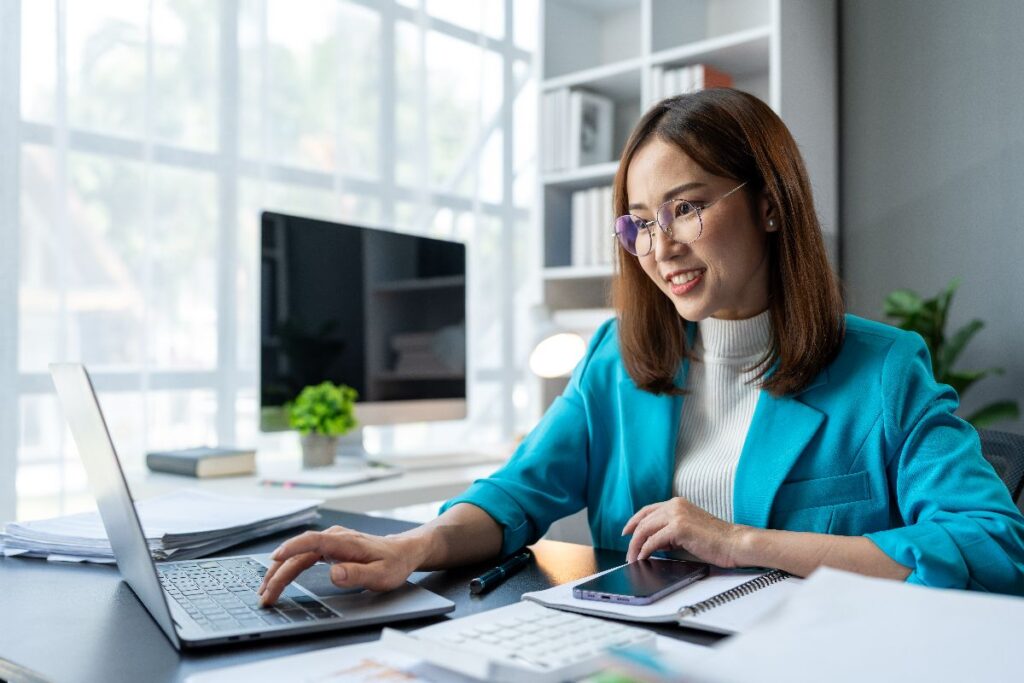 Experience with modern bookkeeping software